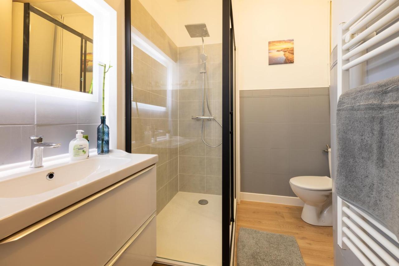 Air-Conditioned Flat With Terrace - Private & Independent - Lourdes Exterior photo